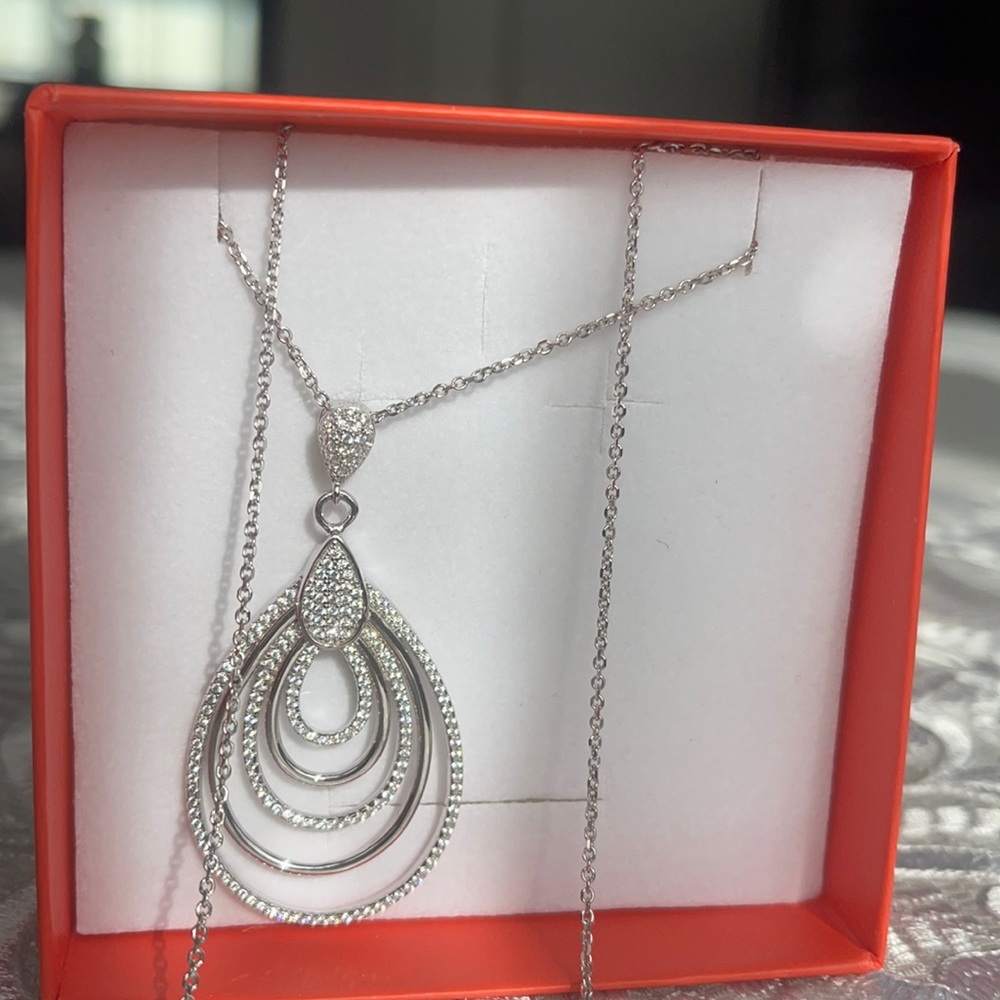 Sterling Silver necklace with crystals